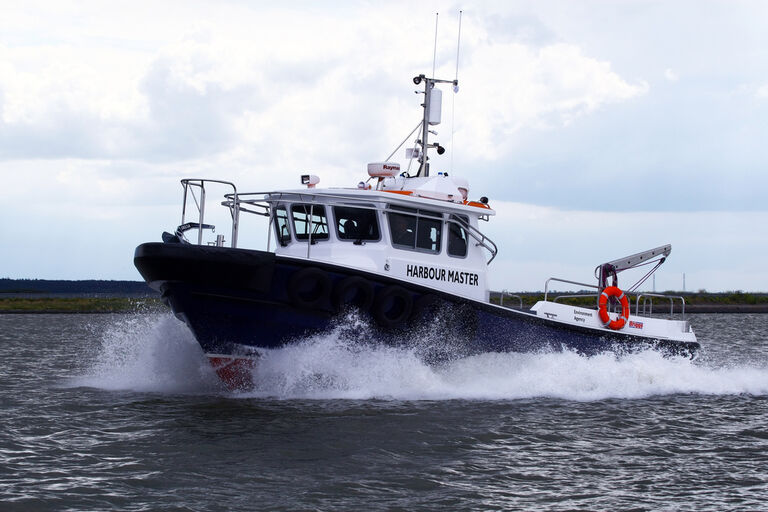 Lochin_366_Pilot_Boat_workboat.jpg